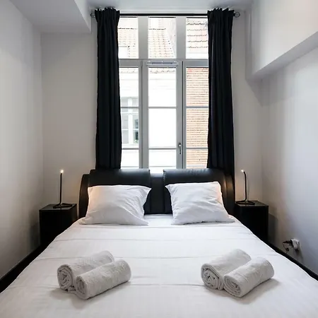 Le Naya Apartment
